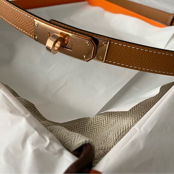 BRAND NEW 2024 HERMÈS KELLY BELT IN RGW AND GOLD main image 4